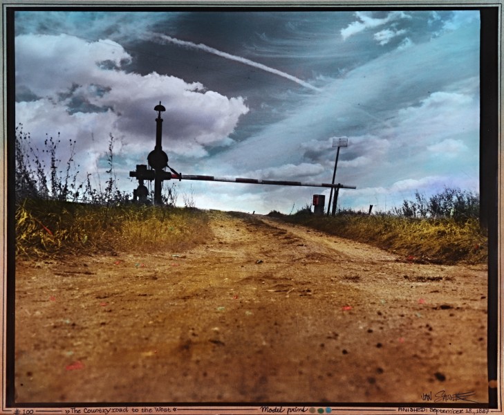 The Country road to the West 1/2 The Country road to the West