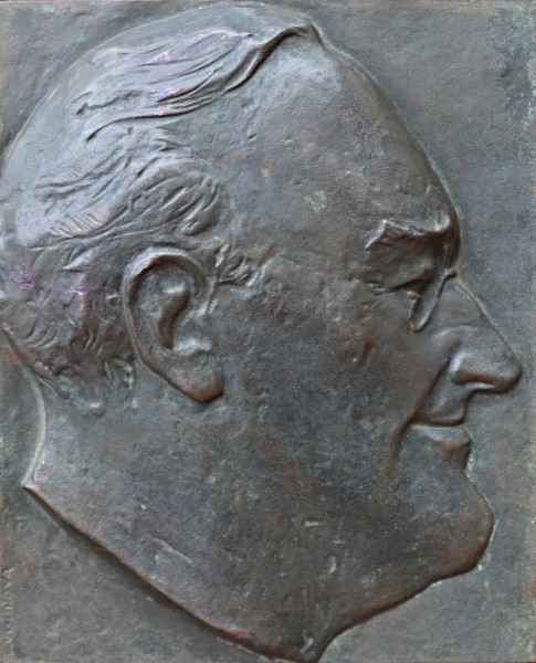 Franklin D. Roosevelt 1/2 Franklin D. Roosevelt